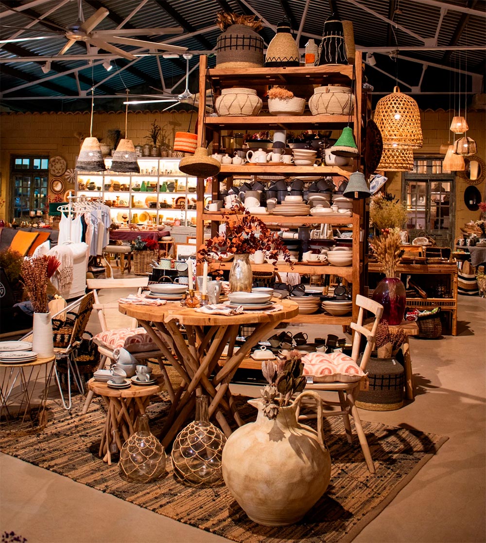 The OFELIA Home & Decor store is one of the best shops according to the magazine La Terreta.